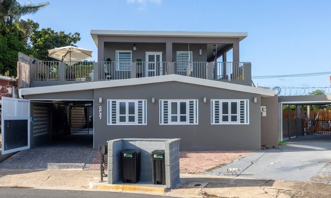 Sabana Abajo Casa | Enjoy la Isla del Encanto in Casa Encanto Carolina Puerto Rico.