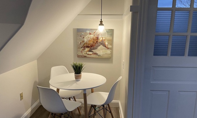 Manasquan Apartamento | Enjoy Manasquan - Cute studio in town and near beach.