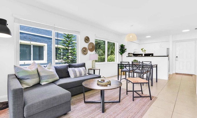 Mission Bay Apartamento | Enjoy our 2 bedroom, 2 bath ground floor apartment in West Boca Raton