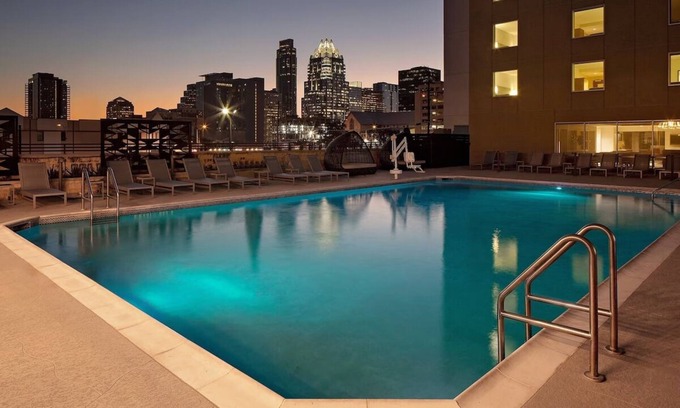 Red River Cultural District Casa | Enjoy Our Charming Room: Pool Access & Complimentary Breakfast Buffet