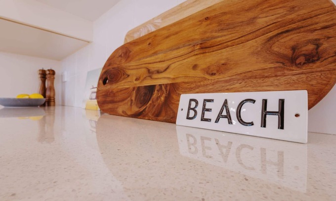 Diamond Beach Casa | Enjoy sitting on the balcony listening to the ocean waves with the sea breeze