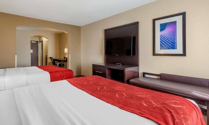 Highlands Ranch Casa | Enjoy spacious accommodations in Denver!!