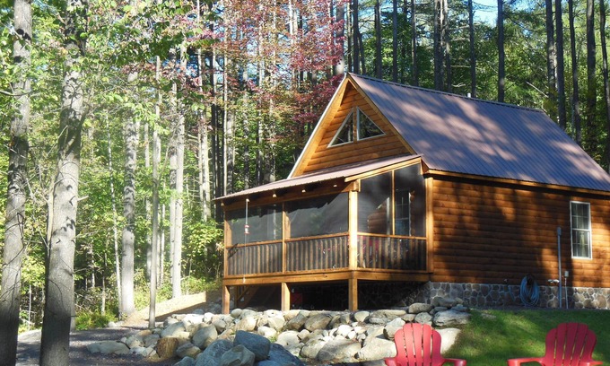 Wells Cabina | DISFRUTE DEL INVIERNO EN LOS ADIRONDACKS EN RUBY HILL CABINS
