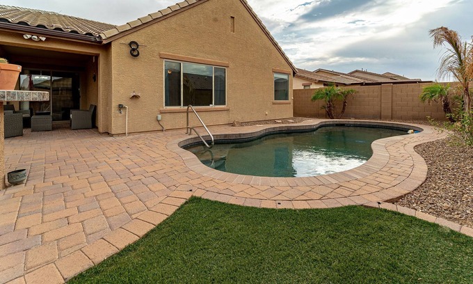 Casa Grande Casa | Enjoy the amazing Arizona Sunset's in this peaceful place.