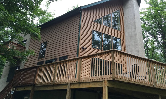Jim Thorpe Chalet De Esquí | Disfruta del aire libre en el Boarding Bear Chalet-Mins a JFBB y Rafting