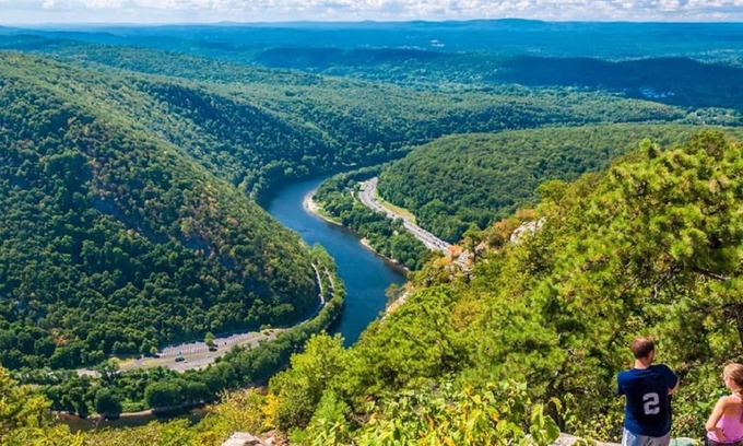Shawnee On Delaware Complejo | ¡Disfruta del aire fresco de las montañas Pocono de Pennsylvania!