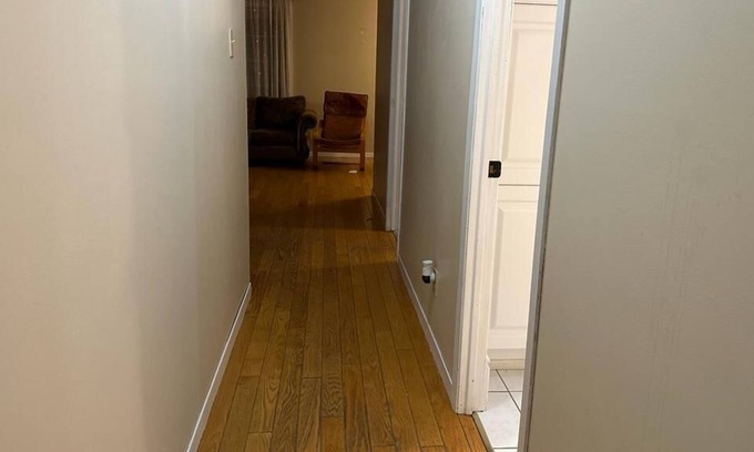 South Stormont Casa | Enjoy the Full House, 3 bedroom, 3 queen bed+1sofa Bed