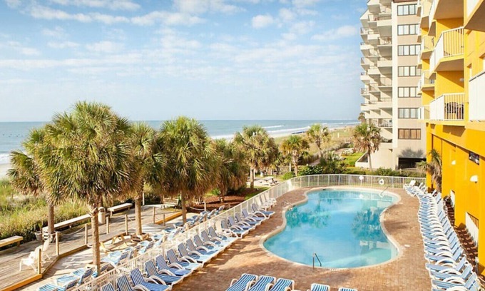 Windy Hill Condominio | Enjoy the resort amenities (lazyriver) with the family in great beach 2BD condo