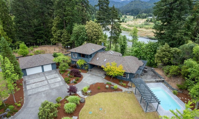 Willow Creek Casa | Enjoy the Serenity and Quiet on this 5-acre Estate with Mountain and River Views