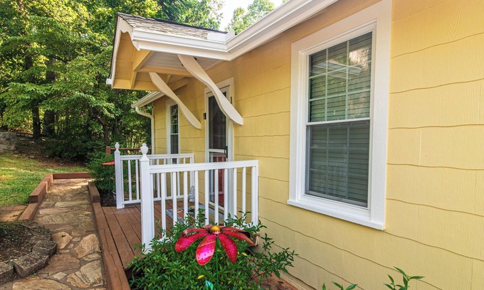 Sunset Cove Cabaña | Enjoy the sunrise from quiet location on Lake Lure - no lake access in 2025
