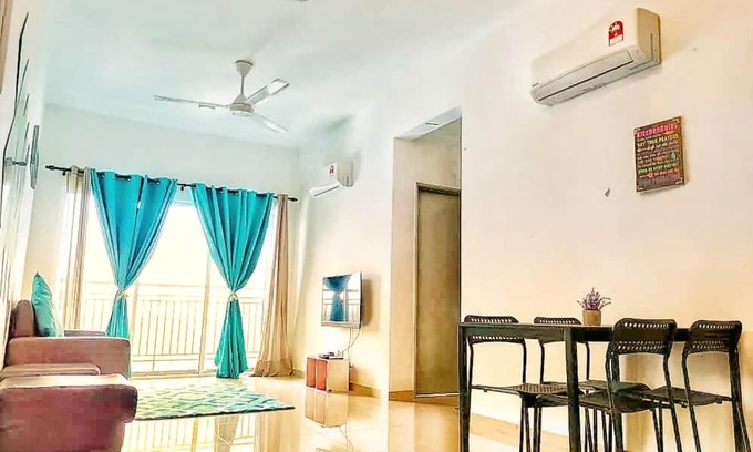 Nilai Apartamento | Enjoy the sunset @ Bright mesahill condo