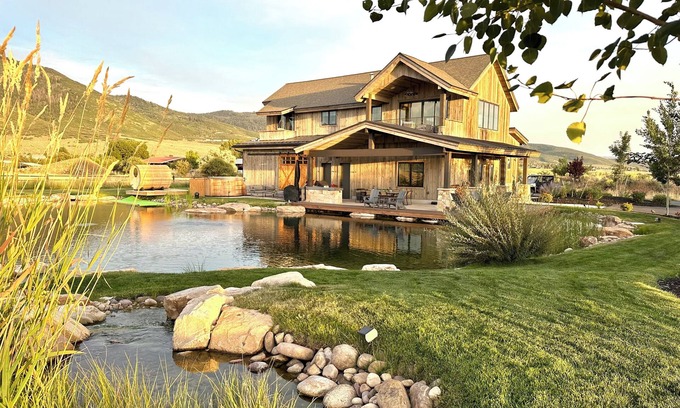 Oakley Casa | Enjoy the tranquility & serenity... Barnhouse at Twilight Moon Ranch.
