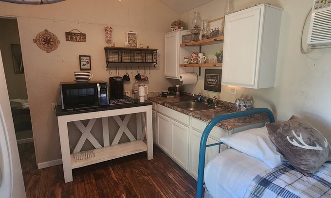 Crosbyton Cabina | Enjoy "White River Retreat" at White River Reservoir!