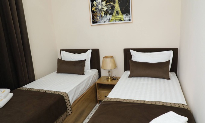 Buxoro Casa | Enjoyable Hotel with AC pool terrace in historic Bukhara