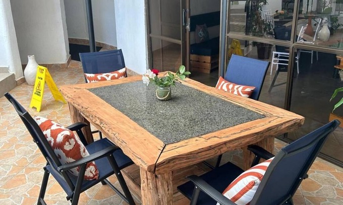 Limuru Cama Y Desayuno | Enkishon Suites - 3