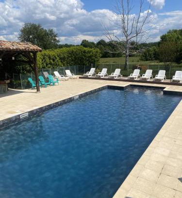 Gageac-et-Rouillac Casa | Ensemble 7 gîtes avec Piscines 50 couchages, Les Naudines Cottages