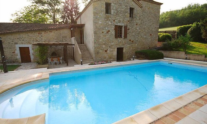 Grezels Casa | Ensemble de 3 maisons Lavit by Interhome