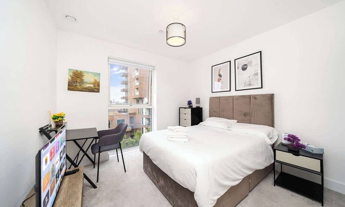 Royal Docks Apartamento | Ensuite Room | Prime Spot Near O2 & Canary Wharf