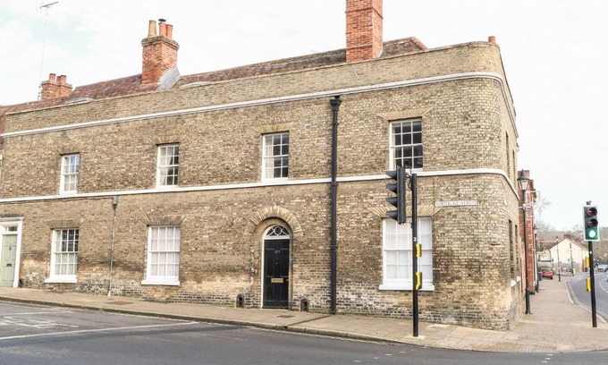 Bury St Edmunds Casa | Enterprise House