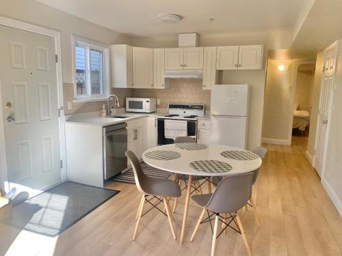 Port Coquitlam Apartamento | Entire 1Bed 1Bath Suite Coquitlam Centre