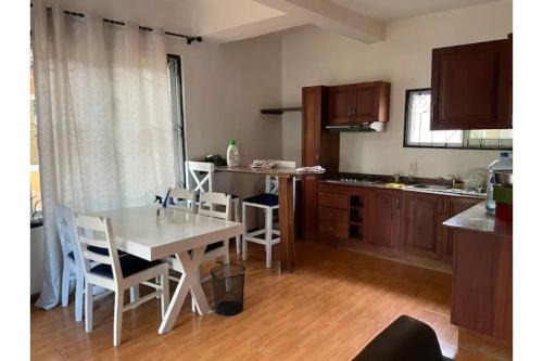 Masaki Apartamento | Entire 2 bedroom house with free wifi in Masaki