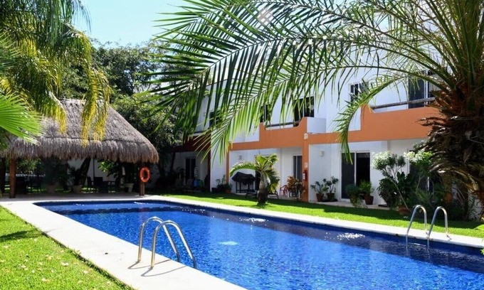 Villa Juarez Villa | 3 bedroom villa with pool onsite close to the beach