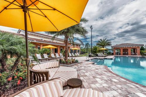 Kissimmee Apartamento | Entire Apartment King Bed, Pets Welcome, 15 Min to Parks, Resort-Style Amenities