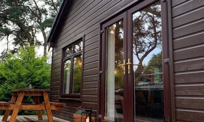 Dornoch Chalet De Esquí | Entire chalet C hosted by Lauren