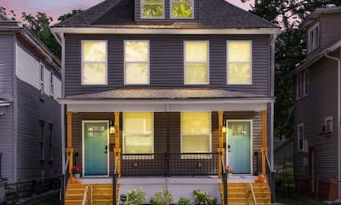 Livingston Park Casa | 230) Entire Complex/ 2 homes side by side!