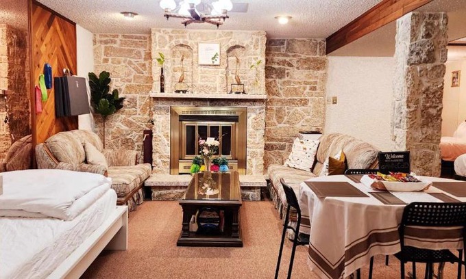 Transcona Casa | Entire Cozy Basement Studio in Winnipeg South Transcona