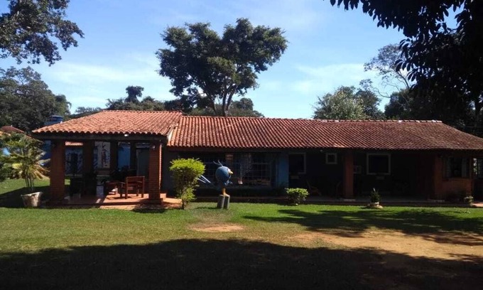 Cuiaba Casa | ENTIRE FARM - BIRDS SONG INN