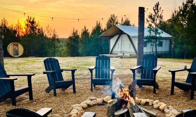 Cadiz Alquiler De RV | Entire Glamping Campground, 8 Luxury Safari Tents