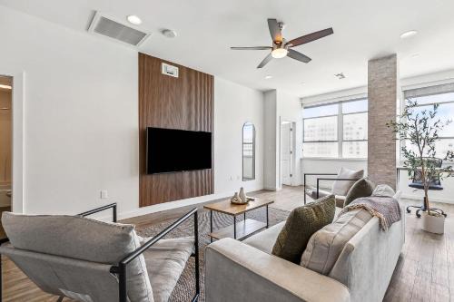 Baton Rouge Apartamento | Entire High-Rise Apartment - 2BD