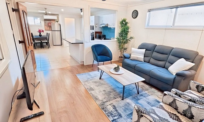 Westmead Villa | Entire Home- 5 Min to Parramatta,Westmead Hospital,Commbank stadium