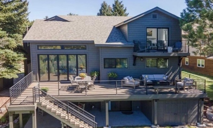 Edwards Casa | Entire Home on River 2 miles from Arrowhead lifts/minutes to Beaver Creek & Vail