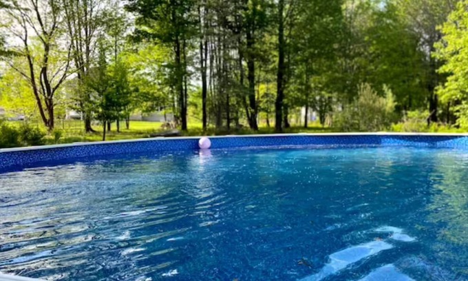 Moscow Casa | Entire Home - Spacious 4 bedroom Pocono Retreat