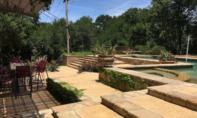 Fort Worth Casa | Entire House-3500SF-TCU-Sleeps 13-Private Pool