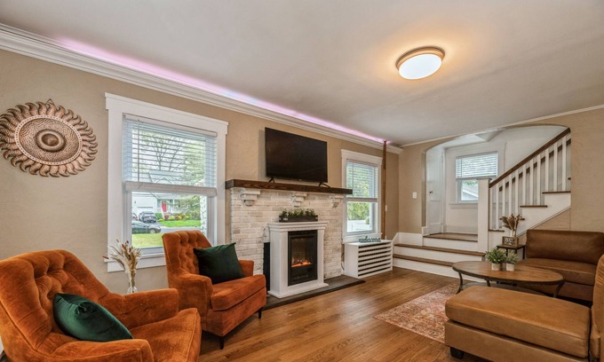 Neptune City Casa | Entire House 7 Minute Drive to Asbury Park Beach!
