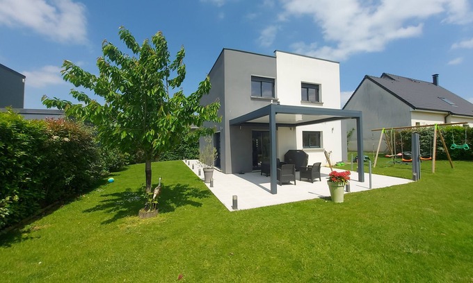 Belbeuf Casa | Vrbo Property