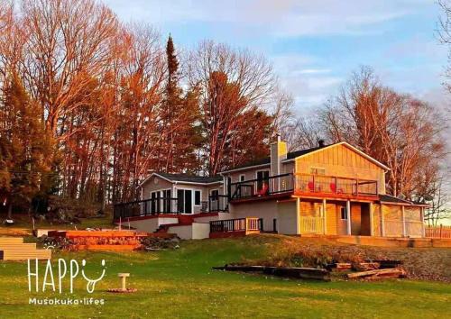 Bracebridge Casa | Entire house/wifi/private/cozy/escape/Muskoka lake
