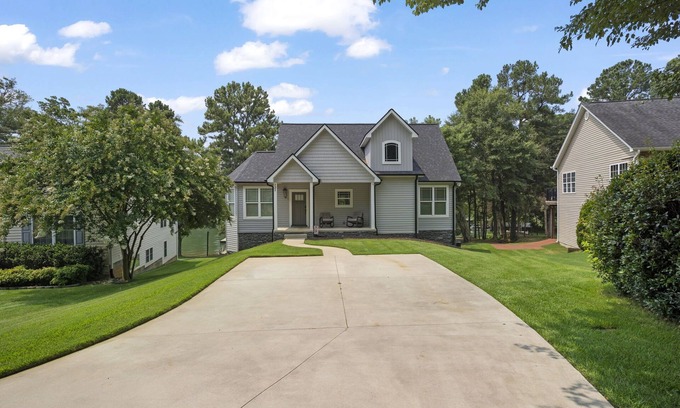 Anderson Casa | Entire Lake House with lake views