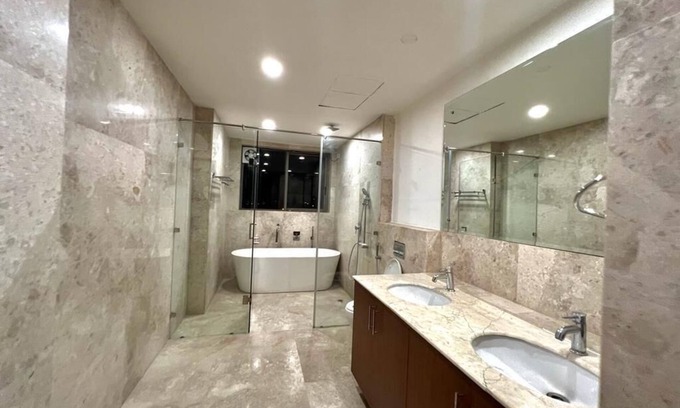 Vasant Kunj Apartamento | Entire Luxury 2BHK Flat for Parties/ Family