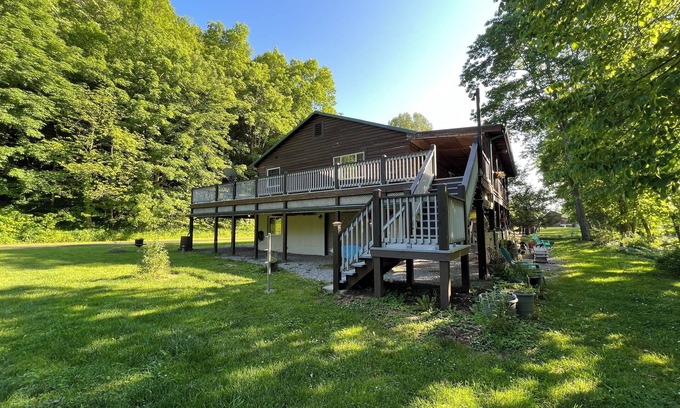 Caldwell Casa | Fantastic View on Greenbrier River 2 dormitorios cerca del famoso Greenbrier Hotel