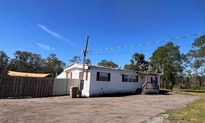 Kissimmee Casa | Entire Mobile Home on Big Nature Land, 10 mins from airport, 20 mins from Disney