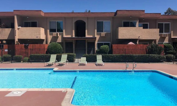 Mira Mesa Condominio | Entire Modern 2-BR Condo with Pool, Smart TV, Fast WiFi, Free Laundry & Parking