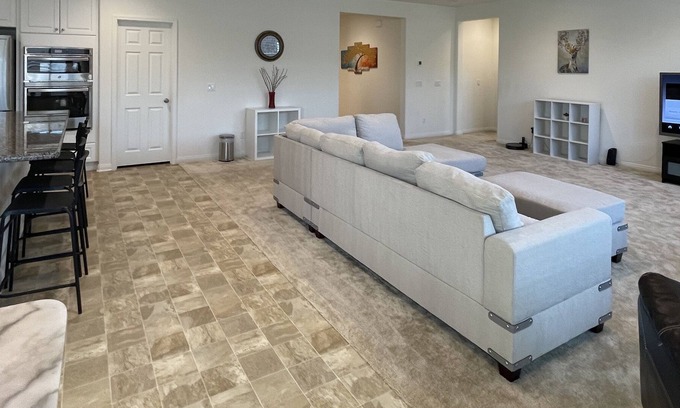 Jurupa Valley Casa | Entire new beautiful comfort clean of 4 bedrooms house