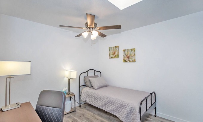 Yuma Corona Condominio | Entire - Pristine & Modern Condo
