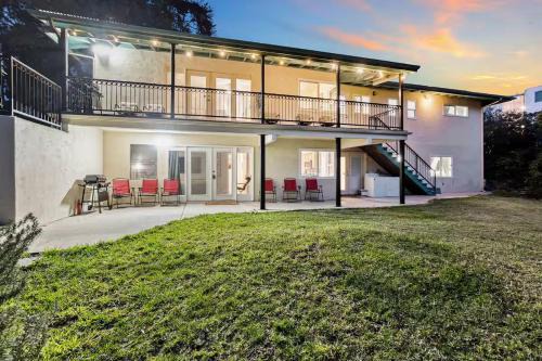 La Mesa Casa | Entire Private 4-BR Home, Lux King Bed, Big Yard, Prime Area, Ranch Style, Available Now