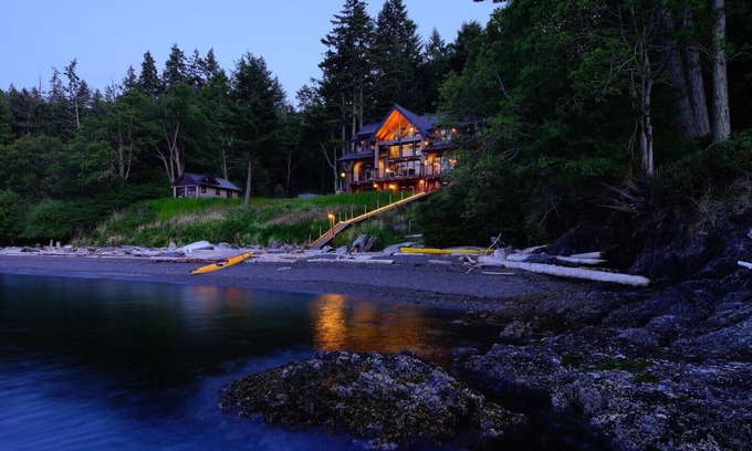 Friday Harbor Casa | Entire property: Main House, Bunk House (separate) & Guest House (separate)