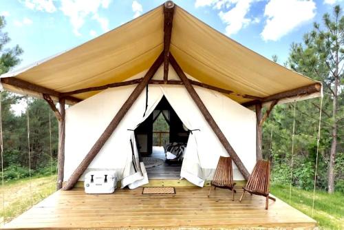 Cadiz Otro | Entire Safari Tents Campground Ideal for Large Groups in Kentucky